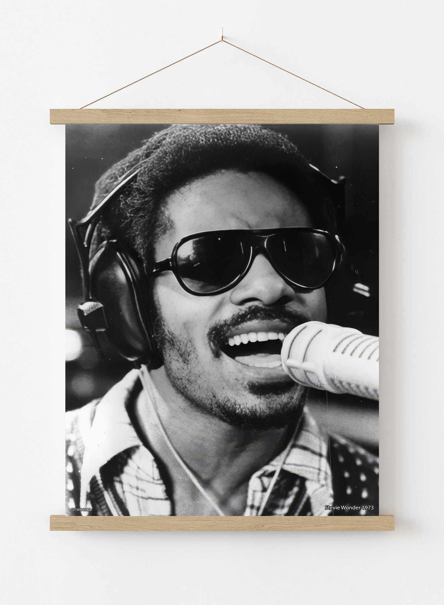 Stevie Wonder 1973 Poster Art Print 30x40m Vintage Poster Wall Art Print Hanger