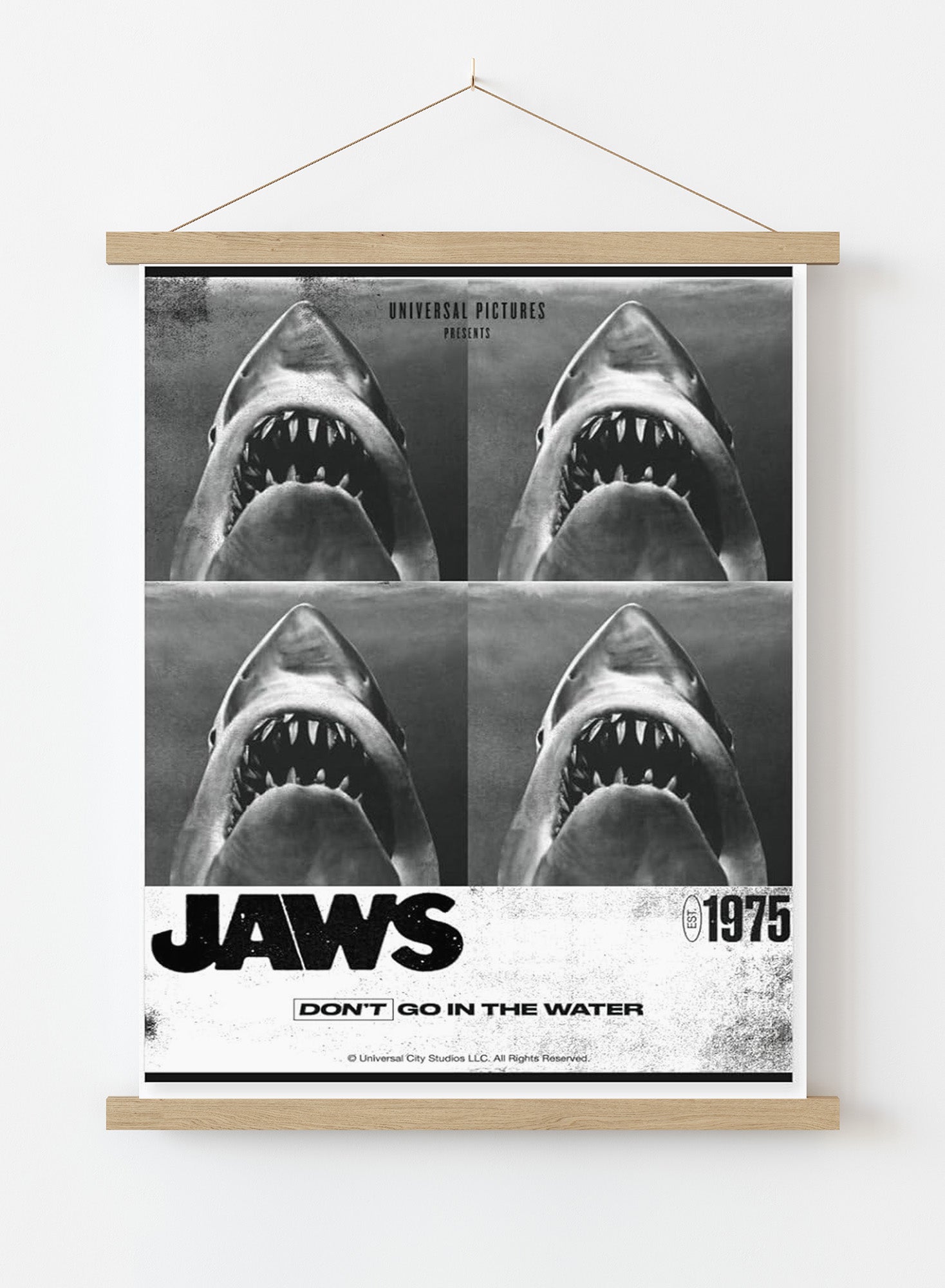 Jaws Dont go in the water  Regular Poster (61x91.5cm)