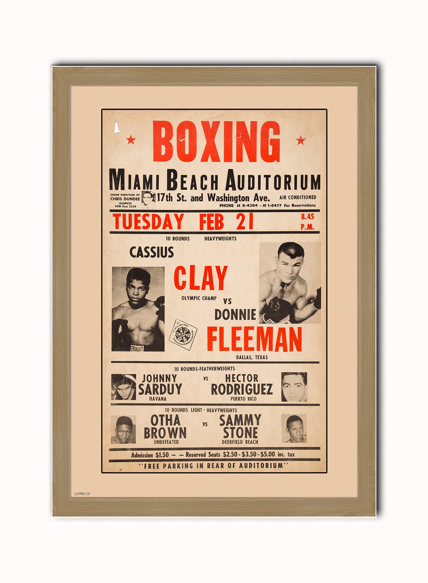 Muhammad Ali Vintage Art Wall Art Print 50x70cm Light Wood Frame