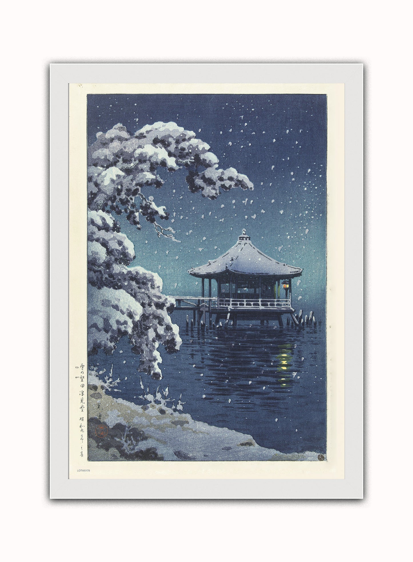 Snow at the Ukimido Japanese Poster by artist Tsuchiya Koitsu Print – artist Tsuchiya Koitsu Japanese Wall Art 50x70cm White Frame