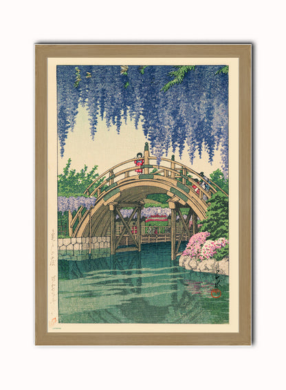 Wisteria at Kameido Japanese Poster by artist Kawase Hasui Print – artist Kawase Hasui Japanese Wall Art 50x70cm Light Wood Frame