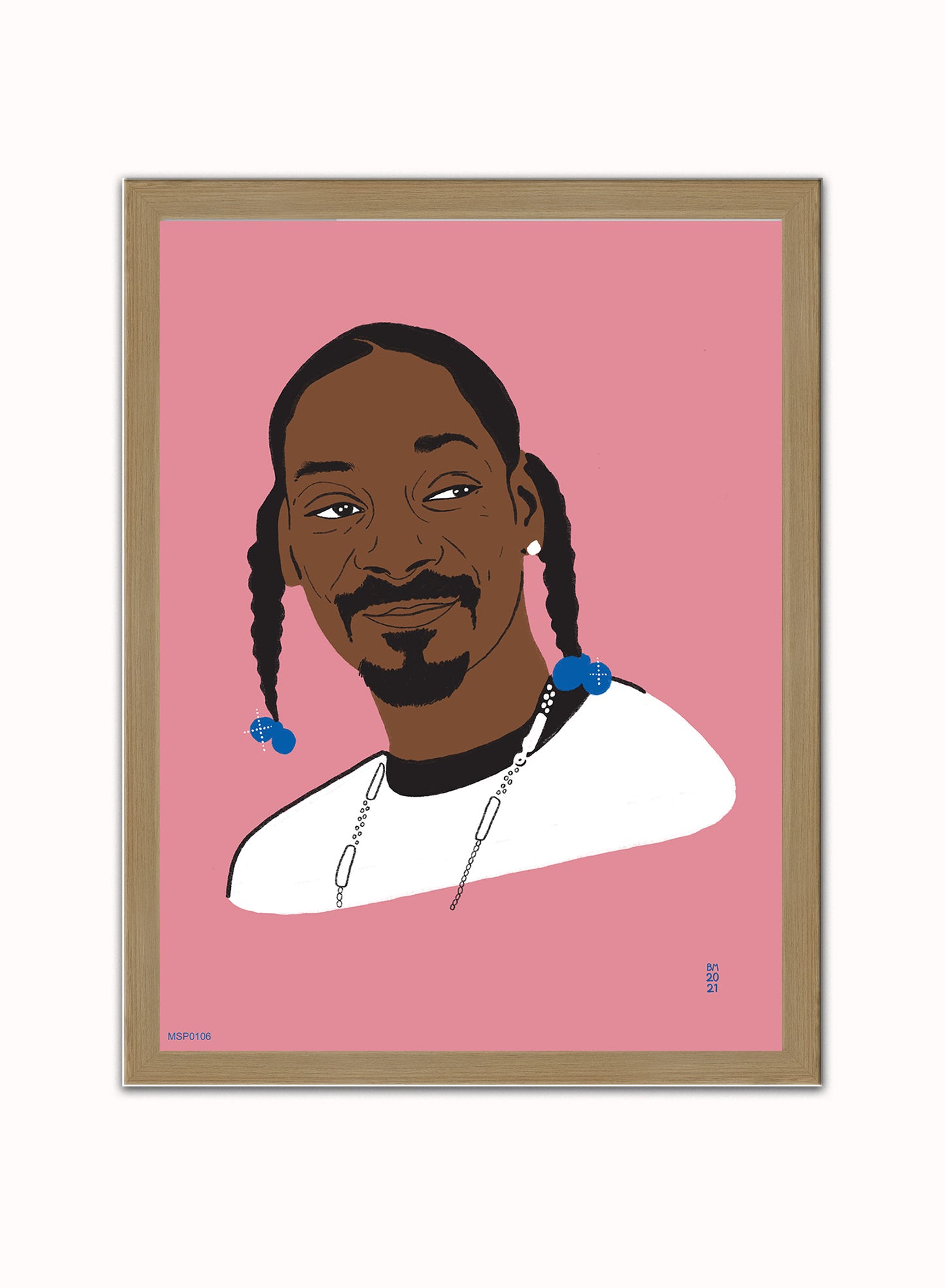 Snoop Dog Portrait Art Print Poster by Becky Mann Print – Becky Mann Vintage Poster Wall Art 30x40cm Light Wood