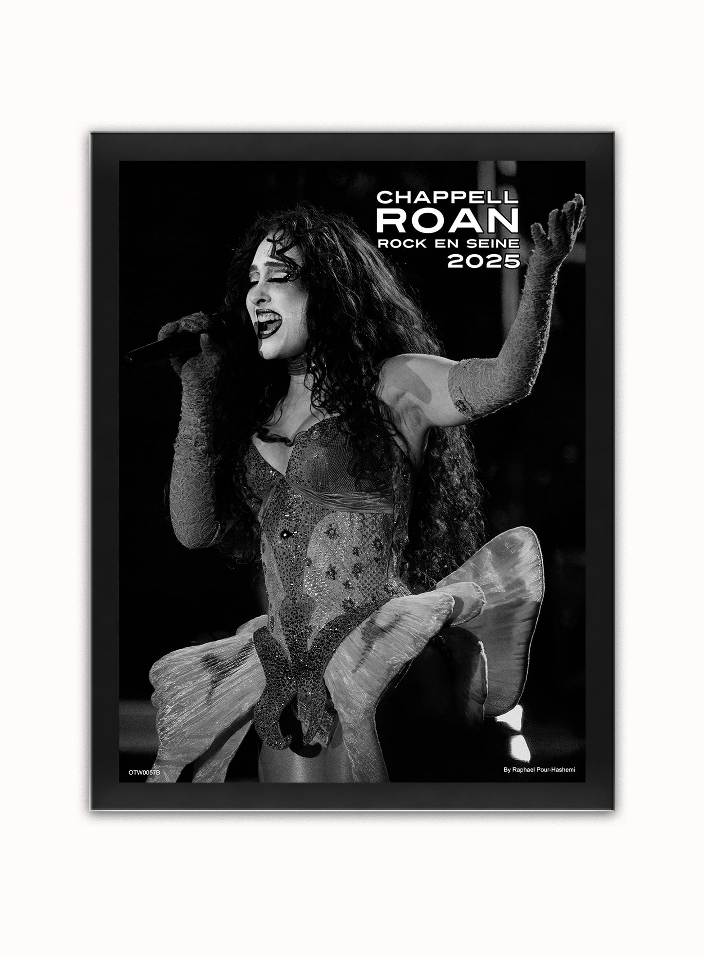 Chappell Roan Paris August 2025 Poster Art Print Vintage Poster Wall Art Print 30x40cm Black Frame