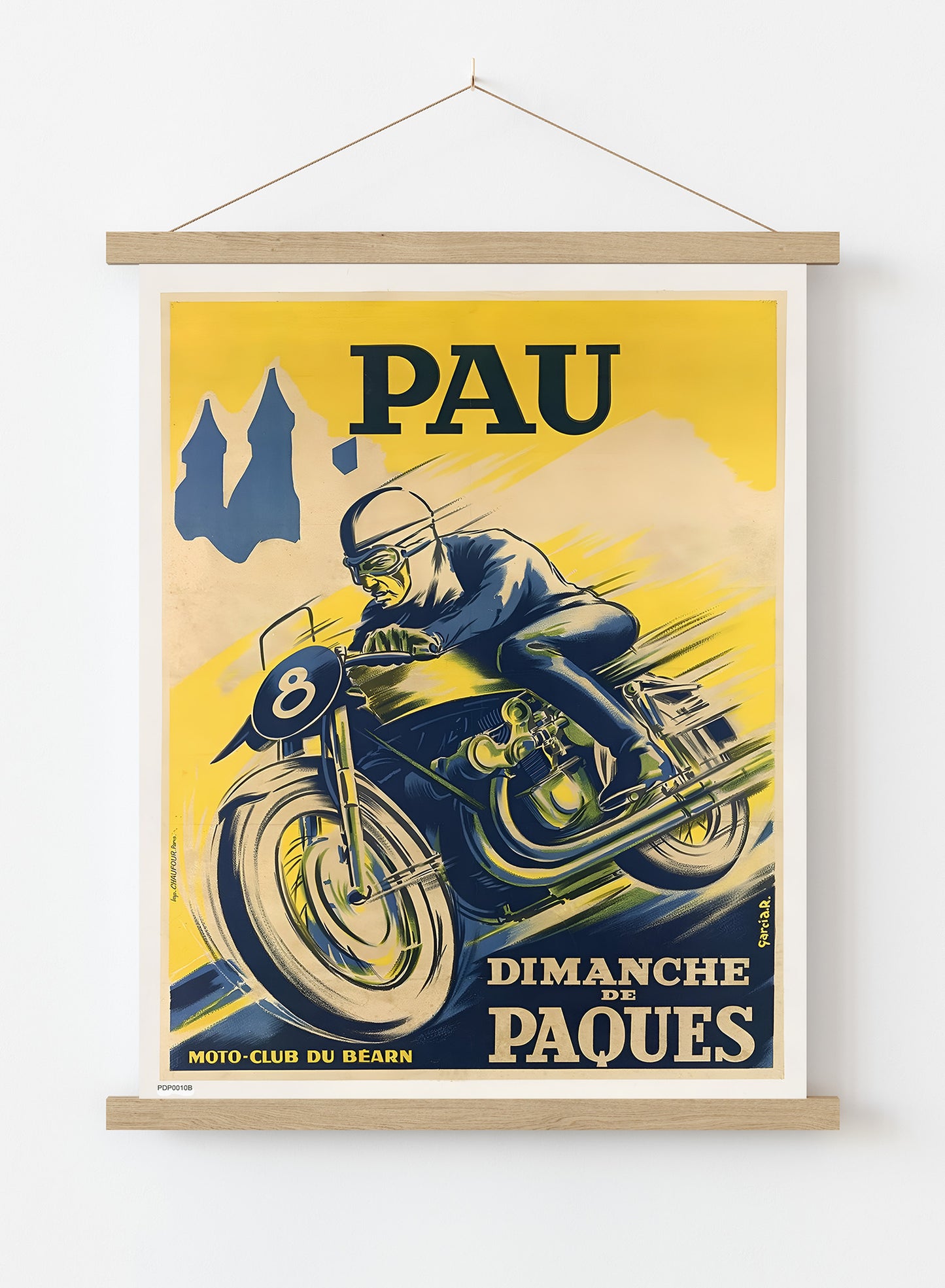 Pau Circuit International Motorcycle Race Poster by R. Garcia Print – R. Garcia Vintage Poster Wall Art 30x40cm Hanger
